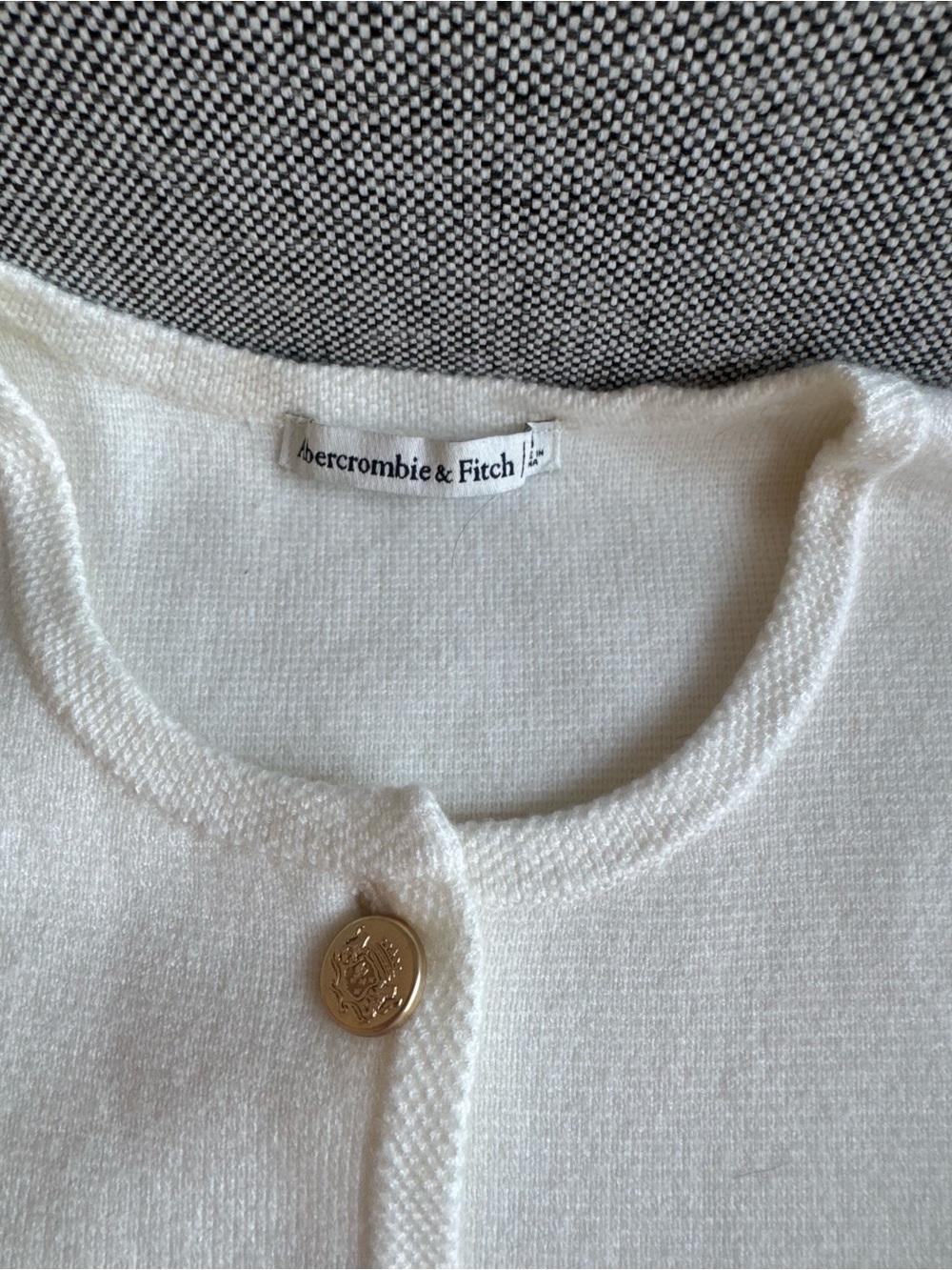 Abercrombie LuxeLoft Crew Sweater Jacket - Picture 2 of 4